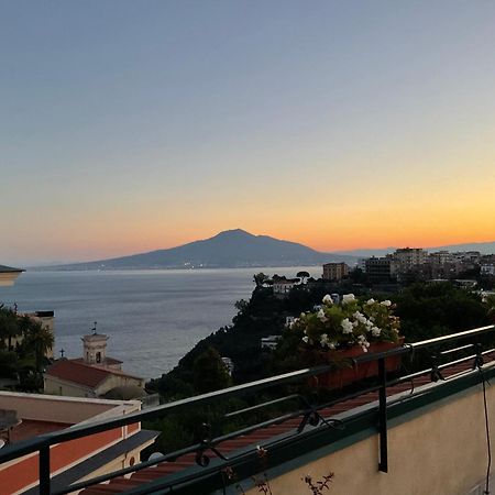 Bed and Breakfast Vesuvio View Vico Equense Exterior foto